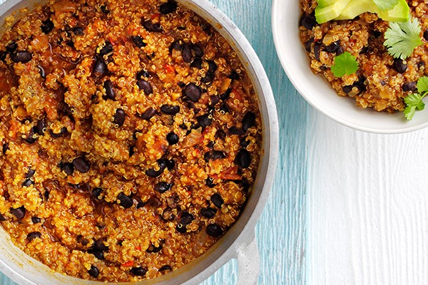 Easy Vegan Bean Chilli Recipe with Quinoa