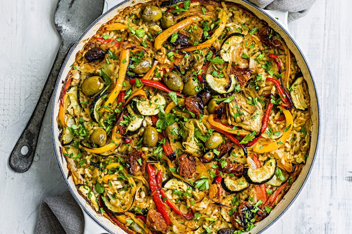 Vegetarian Paella with Courgettes, Peppers and Olives